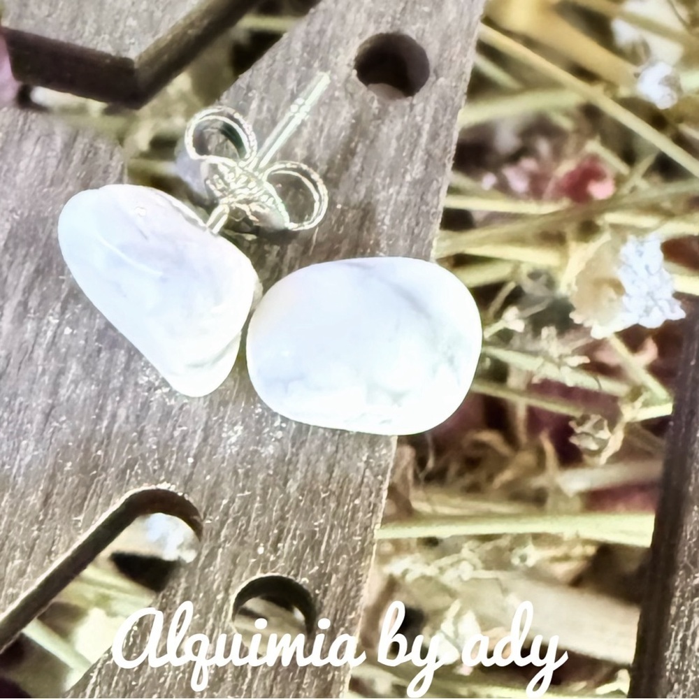 925 silver studs and  White howlite Stone Earrings